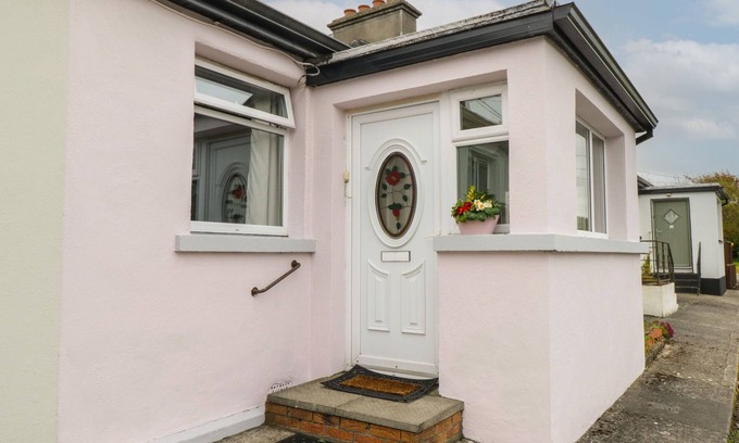 Foxford House | 7 AIKENHEAD TERRACE, pet friendly in Foxford, County Mayo