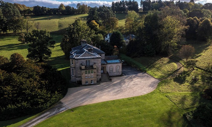 Kippen House | 7 bedroom luxury country house on a private estate in Central Scotland