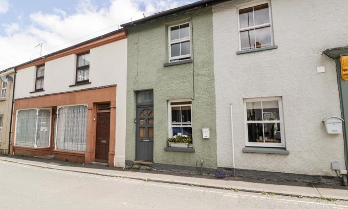 Talgarth House | 7 Bell Street