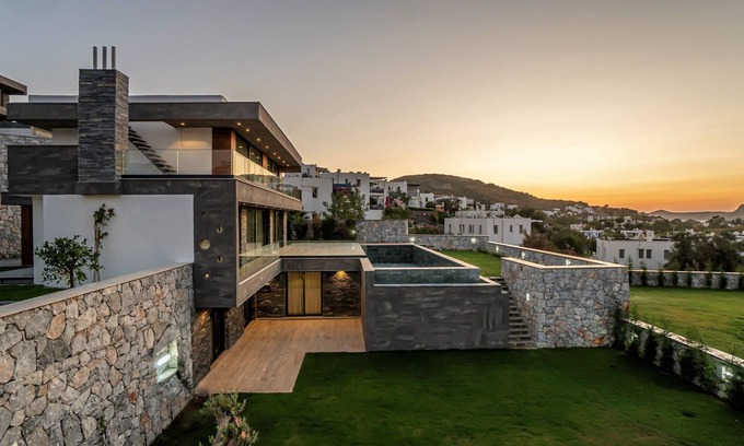 Yalikavak Villa | 7 Deluxe - Seductive Style and Serenity