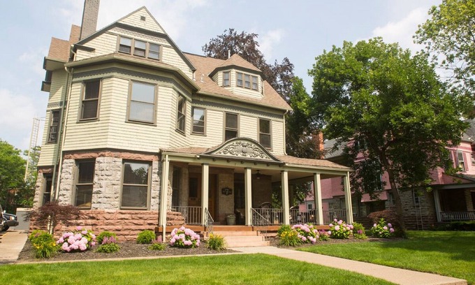 East Avenue House | 7 On Strath