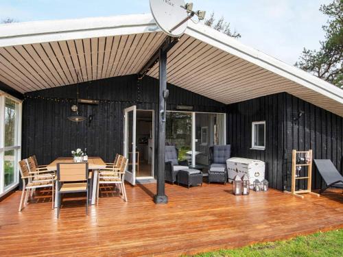 Jegum House | 7 person holiday home in Oksb l