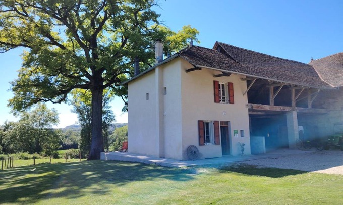 Lhuis House | 70 m² Gîte ∙ 2 bedrooms ∙ 4 guests