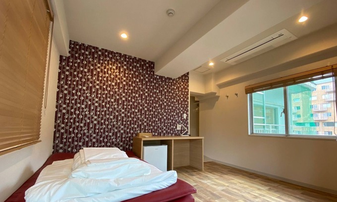 Minamiaoyama House | 705 HOTEL Omotesando Stories / Minato-ku Tokyo