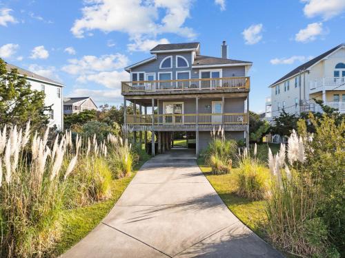 Salvo House | 7214 - Bakin in the Sun by Resort Realty