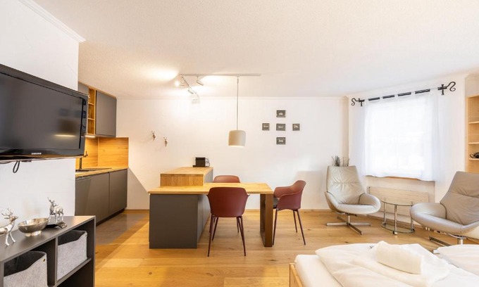 Vulpera Apartment | 7304 Pure Freude in dieser stilvoll renovierten Wohnung mit moderner Kueche