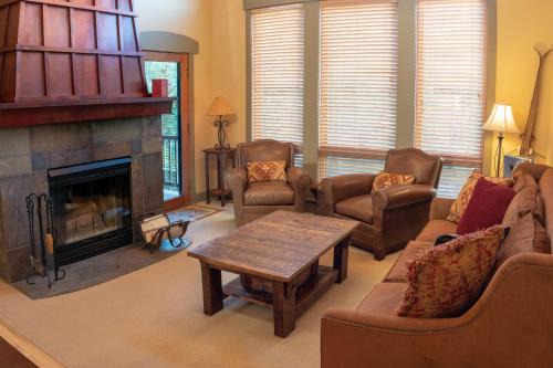 Salt Lake Mountain Resorts Apartment | 7401- Three Bedroom Loft Den Deluxe Crossings Townhomes condo