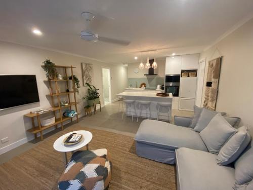 Noosaville Apartment | #75 at IVORY Unique modern space with the extras