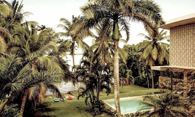 Calderitas Villa | 7BR Beautiful Waterfront Villa - Perfect Getaway