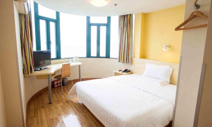 Cuiping District Hotel | 7Days Inn Yibin People's Park
