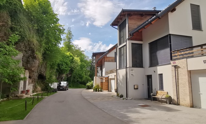 Visoko Apartment | 7thmill Apartments