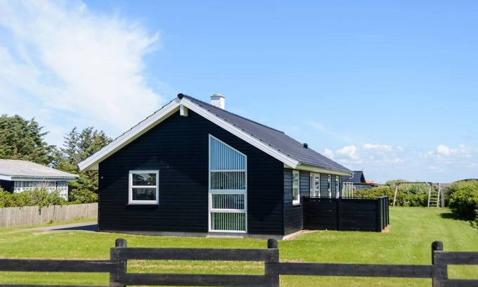 Lokken House | 8 person holiday home in Løkken