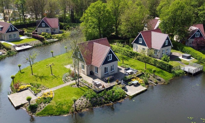 Westerbork House | 8-Person Luxury Villa