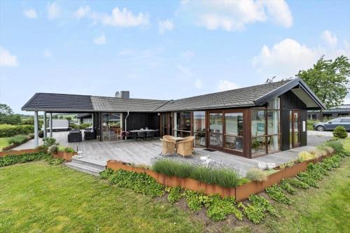 Ronde House | 84164-Ronde-Stenhojvej-17