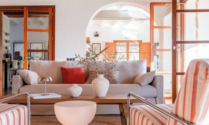 Alcalali Hotel | 9 bedroom boutique spa hotel for exclusive use.