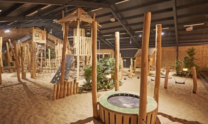 Roggel House | 9 persoons Luxe by Interhome