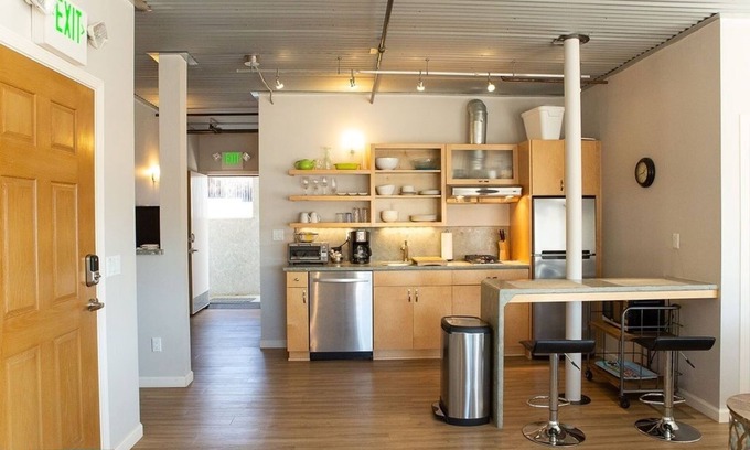 Avila Beach Apartment | 90 San Luis Street Unit B 1 Bedroom Apts by Redawning