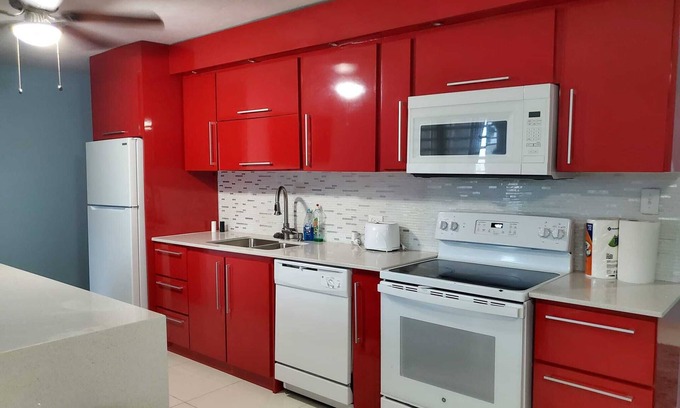 San Juan House | 9BR 7BA Fishing Village, 22 Beds 6 Sofa Sleeps 50