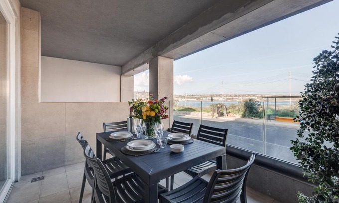 Għadira Apartment | 9ten11 Seafront By Homely