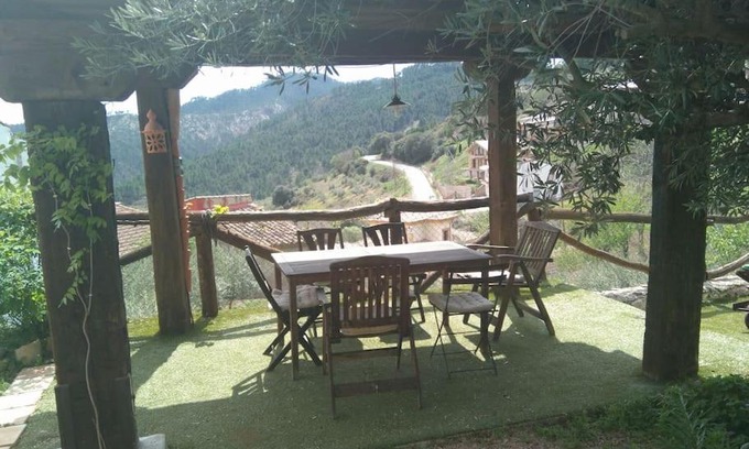Canada del Provencio Ski Chalet | A 11 km de Riopar Casa Acogedora con sabor antaño