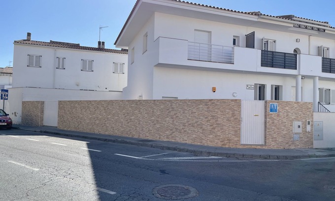 Distrito 6 House | A 4 min del Puente Romano y 14 de la Zona Monumental. Ideal Familia y Parejas