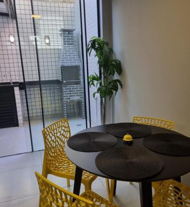 Nacoes House | A 700m da Praia e do Shopping, Liberdade, Churrasq, Garagem e Estaciona Livre