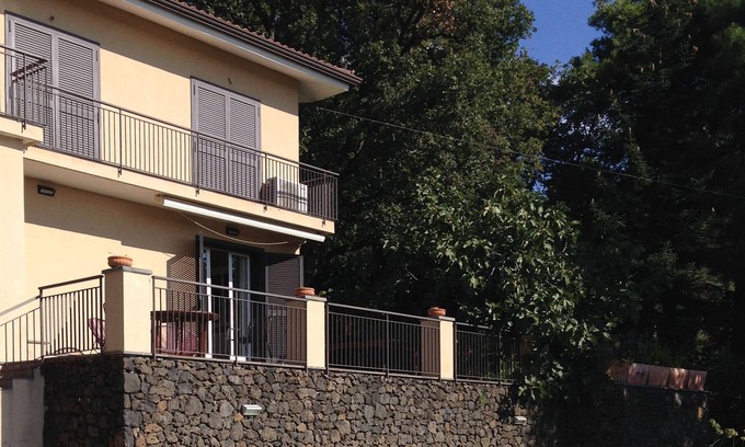 Nicolosi Villa | A beautiful villa with swimming poll by the Etna mountain.