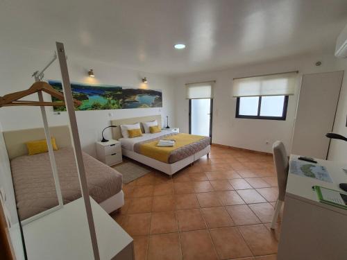 Ponta Delgada Apartment | A Caminho da Ilha