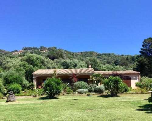 Cargese Villa | A CASA DI MAMMÓ