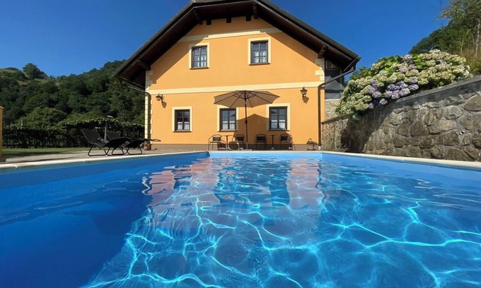 Rogatec Villa | A cozy and luxurious house with a pool beneath mount Donačka gora.