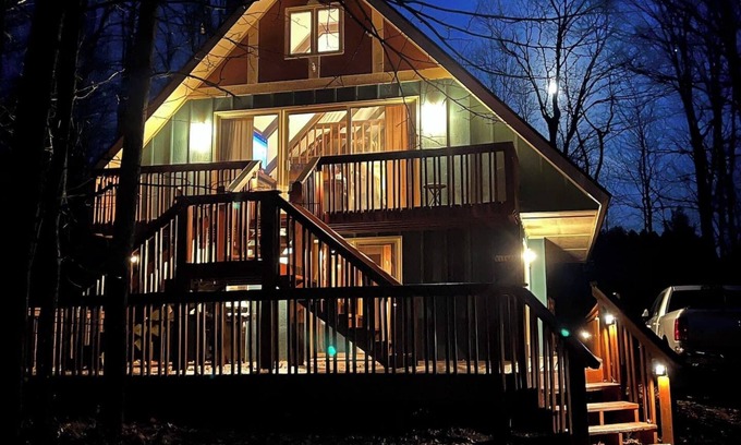 Bessemer House | A Cozy Retreat Near Big Powderhorn Mountain