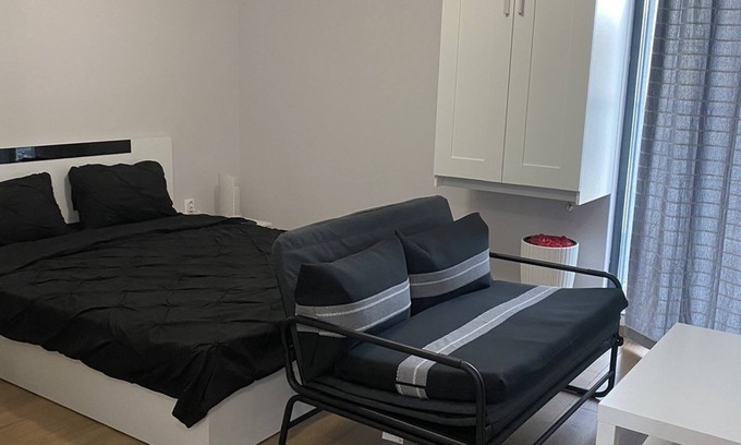 Varosha Apartment | A fully furnished compact Studio in the top center of Blagoevgrad, Mall