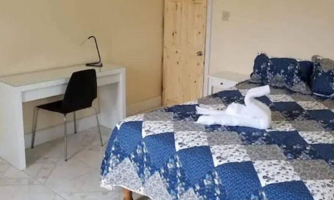 Sandy Bay House | A Georgian Style Home Set amid Farmlands on an Acre of Land ; Room #3