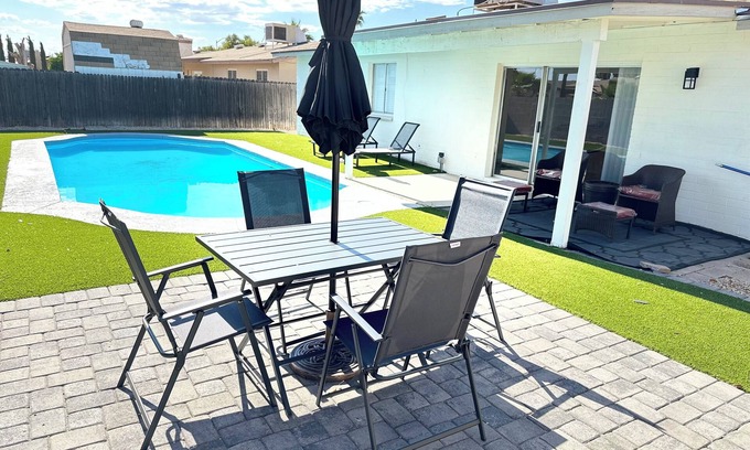 Deer Valley Estates House | A Getaway Home with a pool table, table tennis & a Pool.