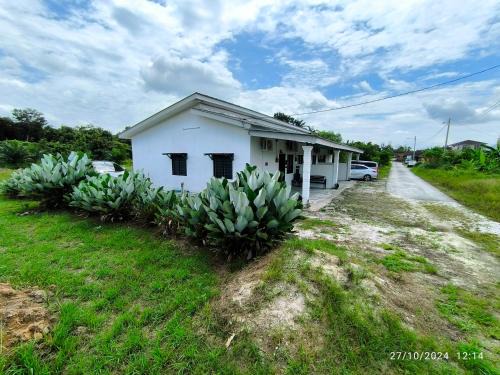 Teluk Intan House | a&h homestay