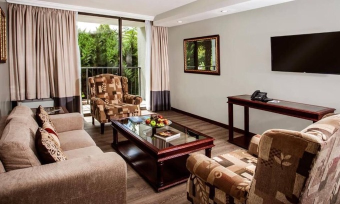 Maseru Apartment | A Haven of Comfort & Convenience! Outdoor Pool, Casino, FREE Parking Onsite!