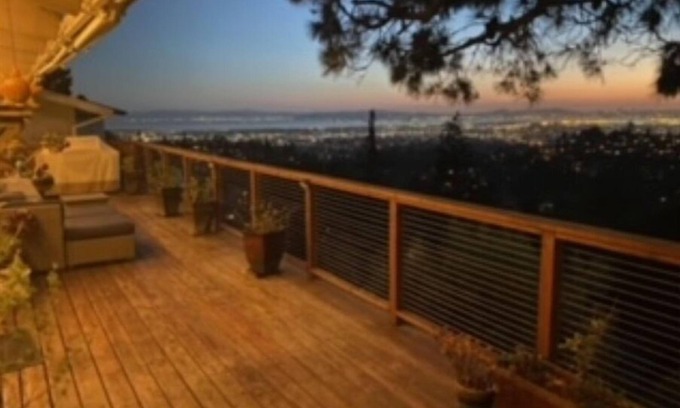 Shepherd Canyon House | A house in the clouds with a million dollar view!