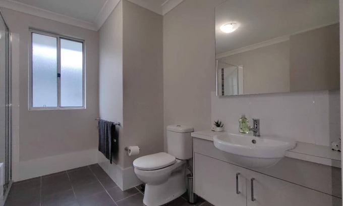 Dover Heights House | A large beachfront house in Napier