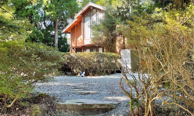 Aso Cottage | A lodge with a fireplace nestled in the forest of Aso accommodates up to 9 people/Aso Kumamoto