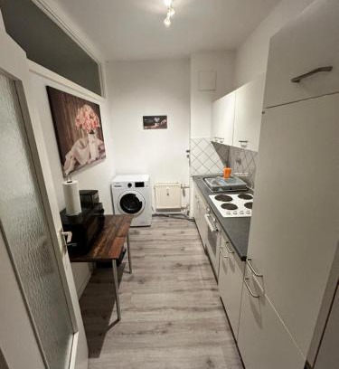 Oberdorla Apartment | A place to stay - single beds, tv