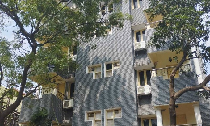 Parthasarathy Puram Hotel | A.R Residency
