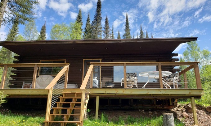 Finland House | A River Runs Through It