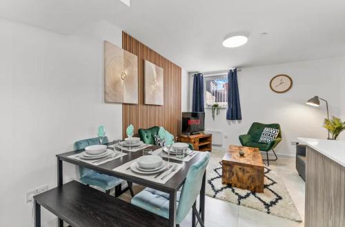 Gabalfa Apartment | A Stylish Luxury 2 Bedroom Duplex Apartment