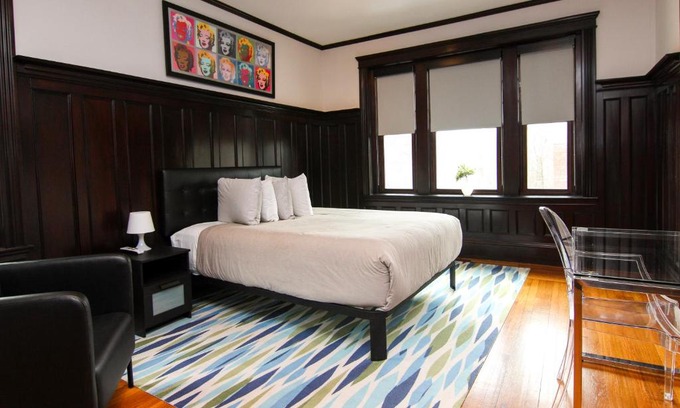 Griggs Park Apartment | A Stylish Stay with a King Bed and Heated Floors #27