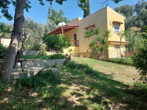 Aigialeia House | A Sun Shine Home