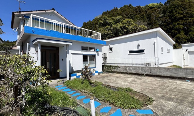 Aoshima House | A tranquil retreat in the nice city of Miyazaki,embraced by the beauty of nature