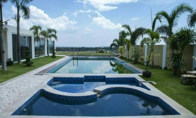 Los Banos Resort | A unique and relaxing experience