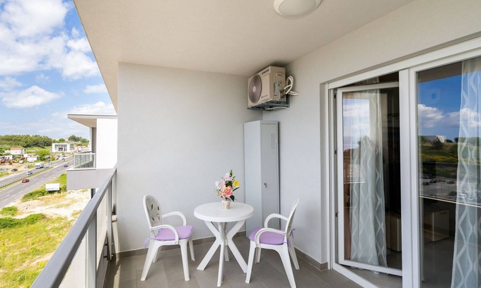 Mejasi Apartment | A2 - modern apt with the terrace & sea view