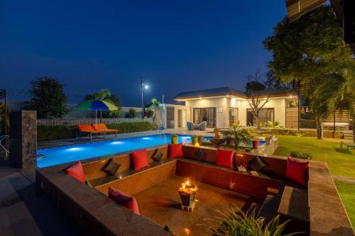 Taoru Villa | Aarul Farm - Poolside Living with Gazebos