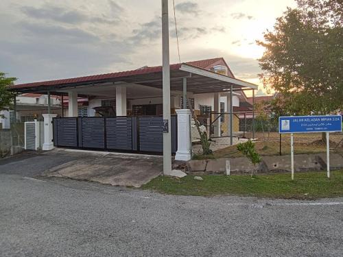 Kampung Songsang House | Abah Homestay,Temerloh